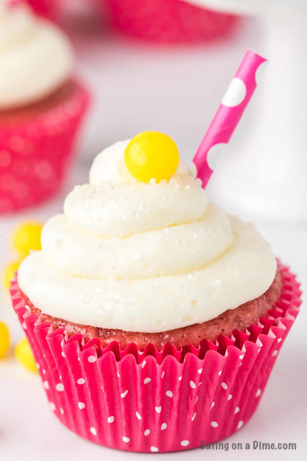 Strawberry Lemonade Cupcakes